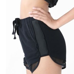 Nun Bangkok Breaker Shorts Black Size L UK12